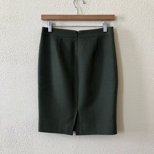 J. Crew Skirts - J. Crew No. 2 Pencil Skirt in Green Wool 2P J. Crew Skirts - J. Crew No. 2 Pencil Skirt in Green Wool 2P